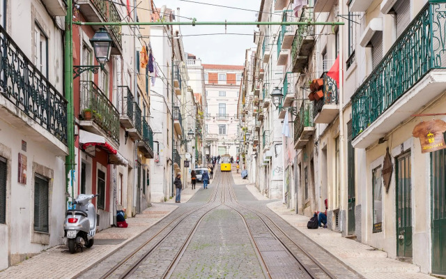 Luxury Loft in Bica -JJ Apartment's