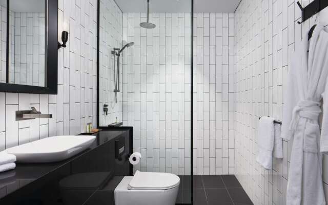 DoubleTree by Hilton Hotel Melbourne - Flinders Street