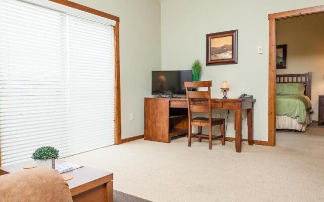 Glacier Ridge Suites