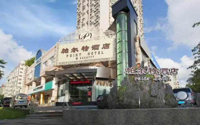 Point Hotel