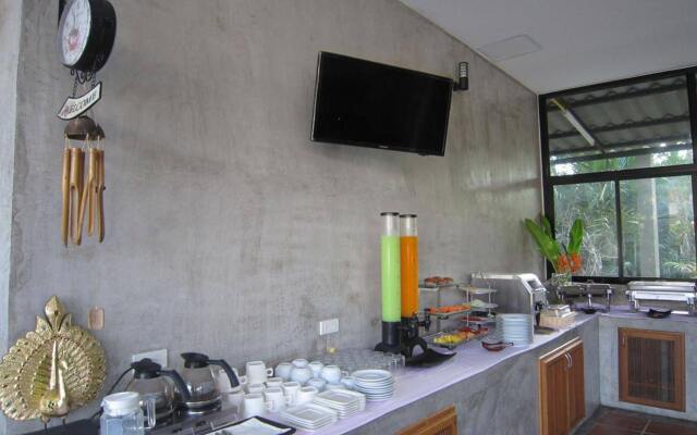 Khaolak Yama Resort (SHA Extra Plus)