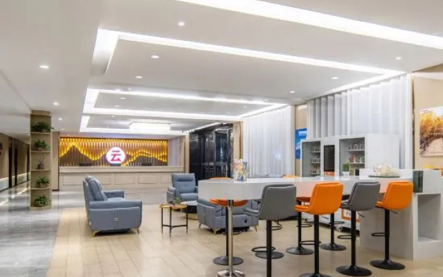 Mia Hotel (Jiaodong international airport store)