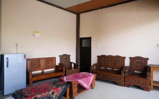 RedDoorz Syariah Near Exit Toll Palur