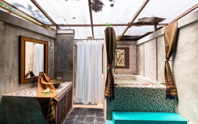 The Lantern Hostel and SPA