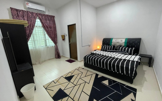 Arwaa Homestay Beachview – Guest Rooms – Kota Bharu
