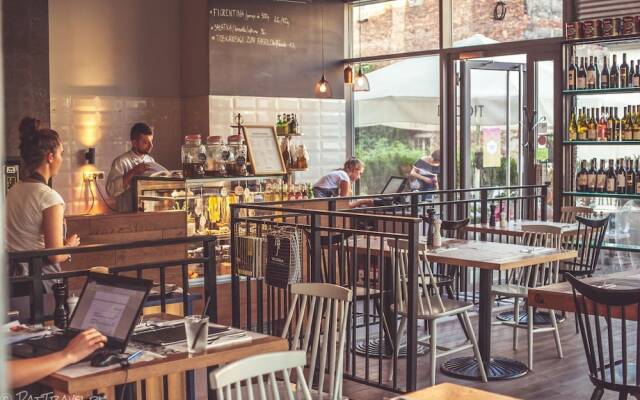 Avesa Luxury Apartments by Wawel Castle