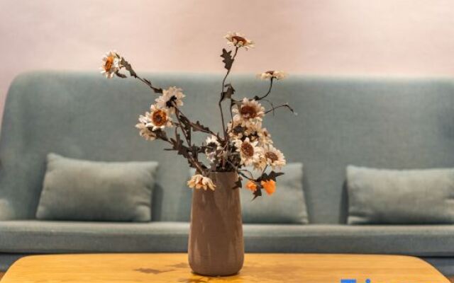 Yiheju Hotel(Zhengzhou Xinzheng International Airport)