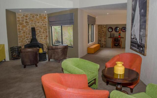 Cradle Moon Lakeside Game Lodge