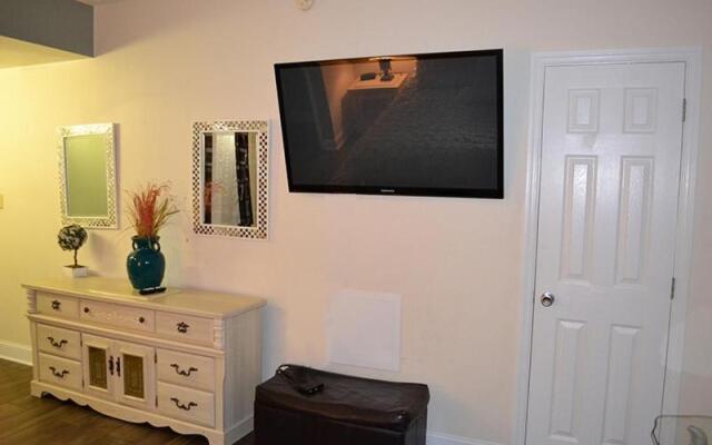 River Place Condos 610 3BD