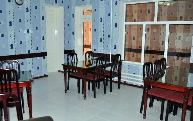 Lux Hotel
