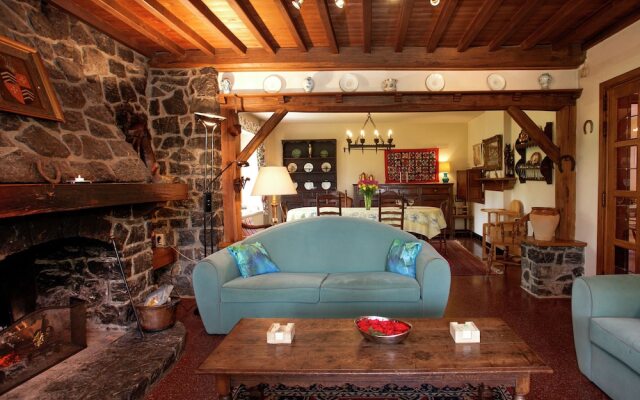 Beautiful Holiday Home With Garden in Belvaux