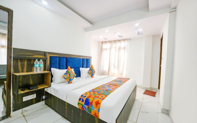 Fabhotel Beer Castle