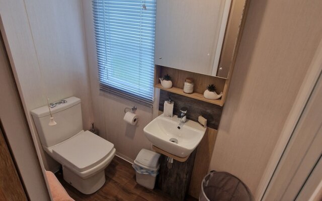 8 Birth Static Caravan