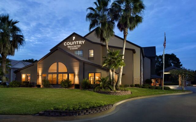 Country Inn & Suites by Radisson, Kingsland, GA