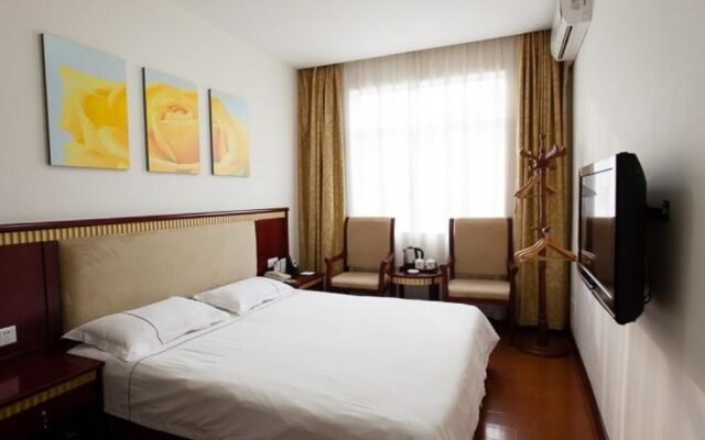 Junhong Hotel