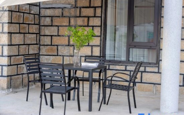 Zhenshan Linghai Hillowav Homestay (Tannan Bay Beach)