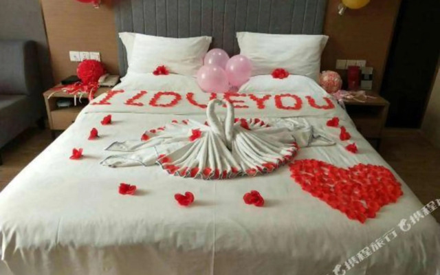 Nalanbo Yamansadian (Debao Passenger Transport Terminal)