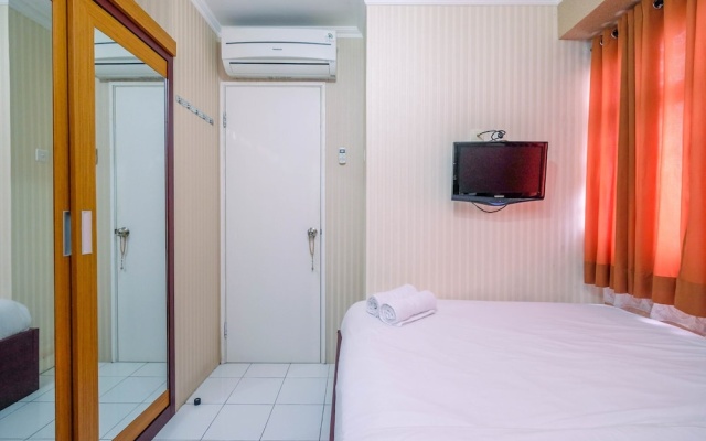 Minimalist 2BR Apartment at Kalibata City near Shopping Center – Guest Rooms – Jakarta