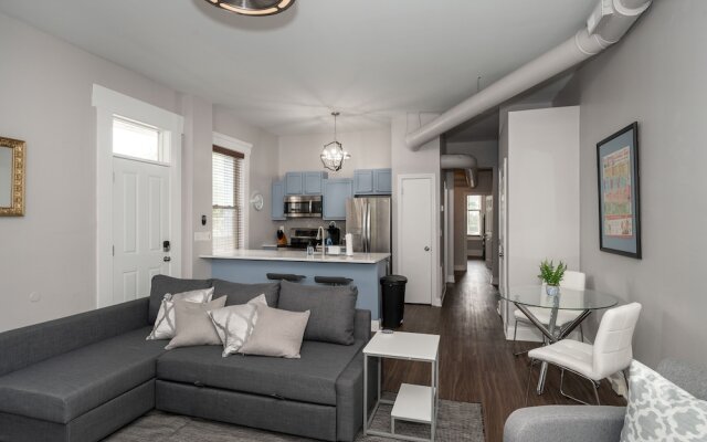 Heart of Mainstrasse Apt 3