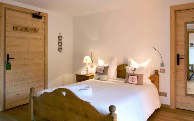 Hotel The Originals Auberge Hazemann (ex Relais du Silence)