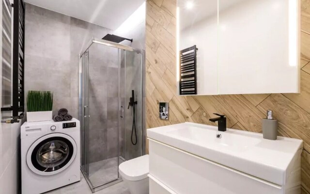 Kasprzaka 31A- cozy studio by Homeprime