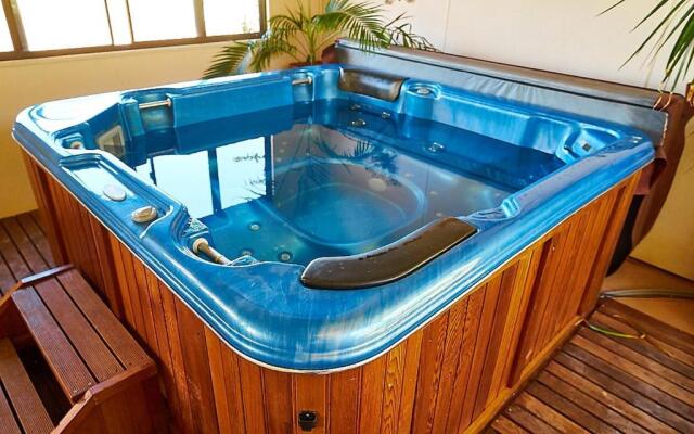 Underground Bed and Breakfast