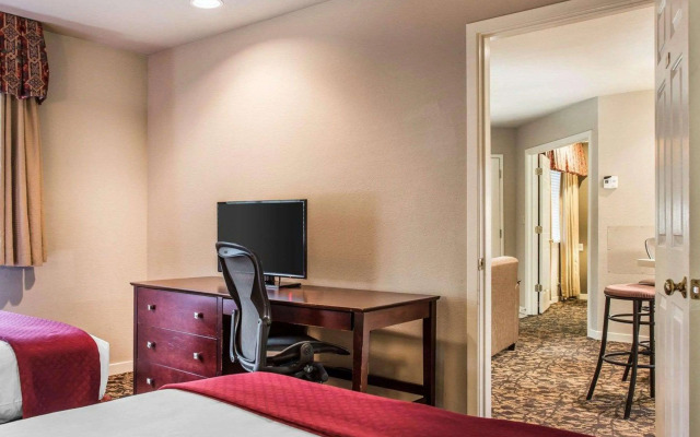 Quality Suites Atlanta Buckhead Village North