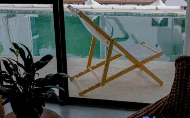 Tonglu Nanshu Jiushe