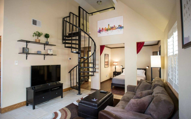 Residences at The Railyards - Downtown Austin