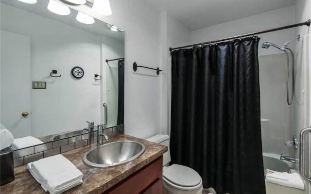 DreamCatcher - Two Bedroom Cabin