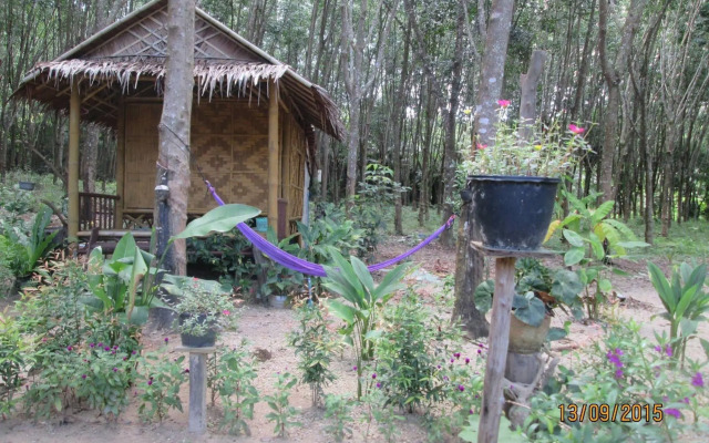 Lanta Maikeaw Bungalow