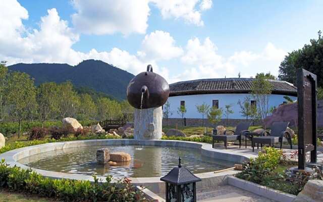 Longyan Liancheng Tianyi Hotsprings Resort