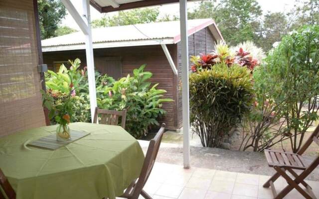 Bungalow With one Bedroom in Pointe-noire, With Furnished Garden and W