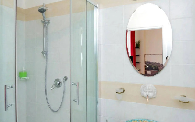 LHG Comfy Rooms