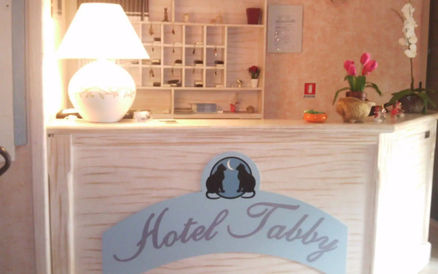 Hotel Tabby