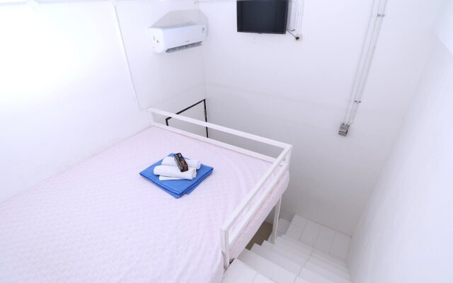 Kamar Keluarga Jelambar Hadiah Syariah