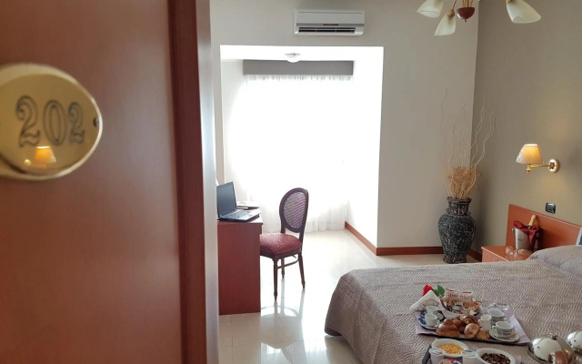 Hotel Joy