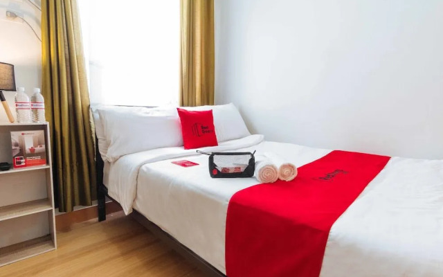 RedDoorz Premium @ SMDC Fairview