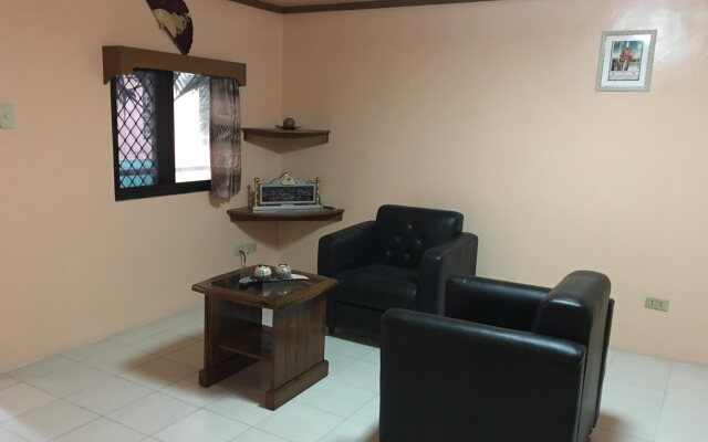 1st Street Park Apartelle