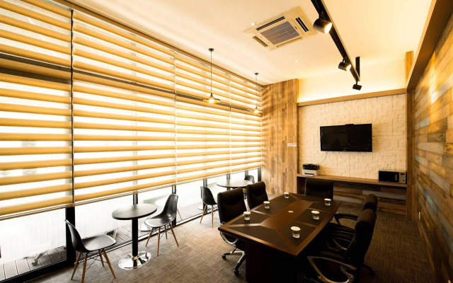 Smart Tourist Hotel