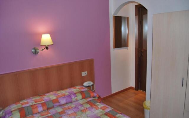 Alabarda Hotel