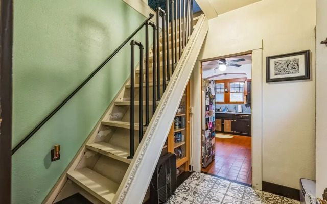 Brick & Creek House 3 Bedroom Home