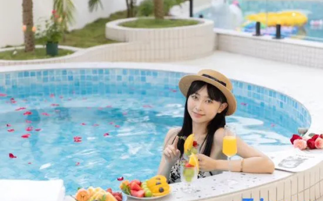 Sunjoy Resort – Pool – Guangzhou