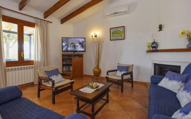 Country House in Selva With Private Pool