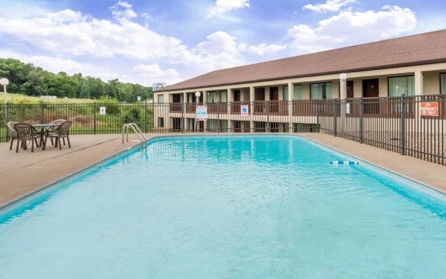 Days Inn Hannibal