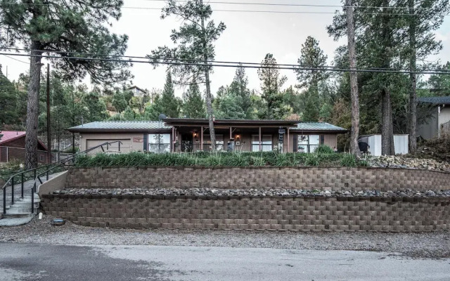 Groovy View by Ruidoso Vacation Rentals