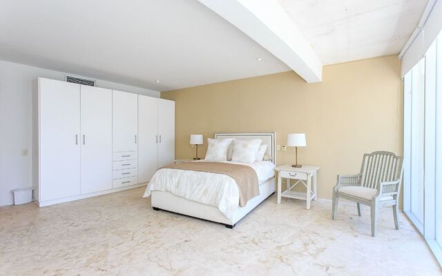 Luxury Condos at Magia