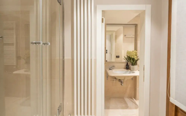 Accademia Apartments R&R