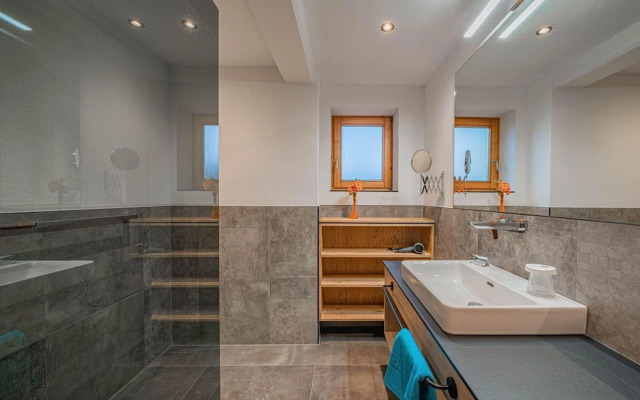 Apartment in Brixental Near Hiking Trails