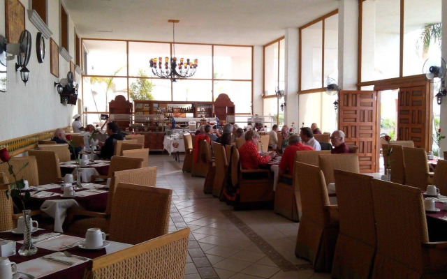 Hotel Mision Santa Maria